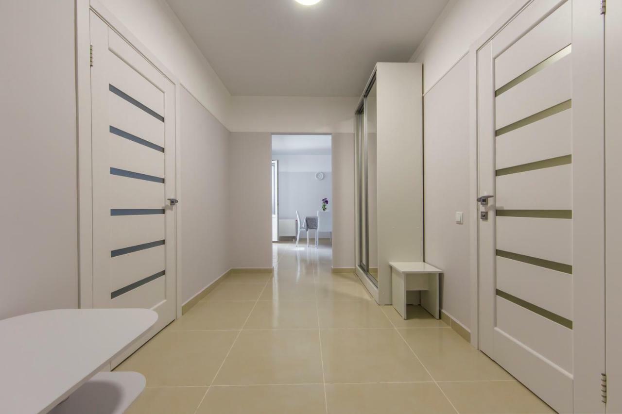 Apartments Kiev Exterior photo
